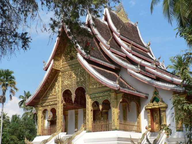 معبد بوذي في القصر الملكي في لوانغ برابانغ 