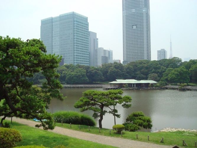 Hamarikyu Gardens