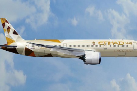 الاتحاد للطيران تشغيل طائرتها بوينغ 787