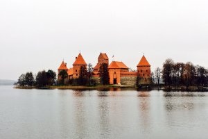 قلعة جزيرة تراكاي في ليتوانيا